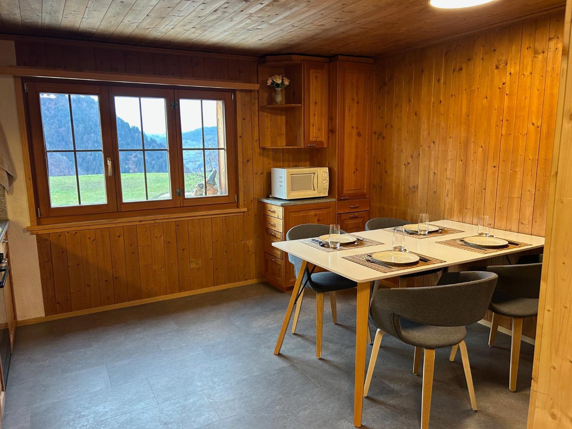 Latura - 3.5 Zimmerwohnung Fuer 4 Personen, 80M2 Buchen im Prattigau ภายนอก รูปภาพ